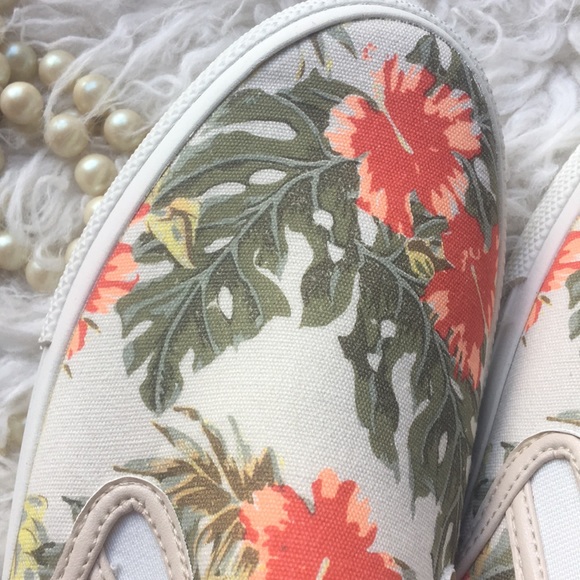 NWT • TALBOTS Jungle Hibiscus Slip On Sneaker - Picture 15 of 16